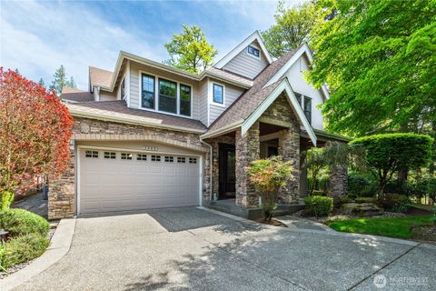 Photo of 1408 29th Court NE, Issaquah, WA 98029 (MLS # 2515702)