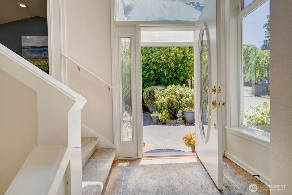 Photo of 5607 178TH Street SW, Lynnwood, WA 98037 (MLS # 2490933)