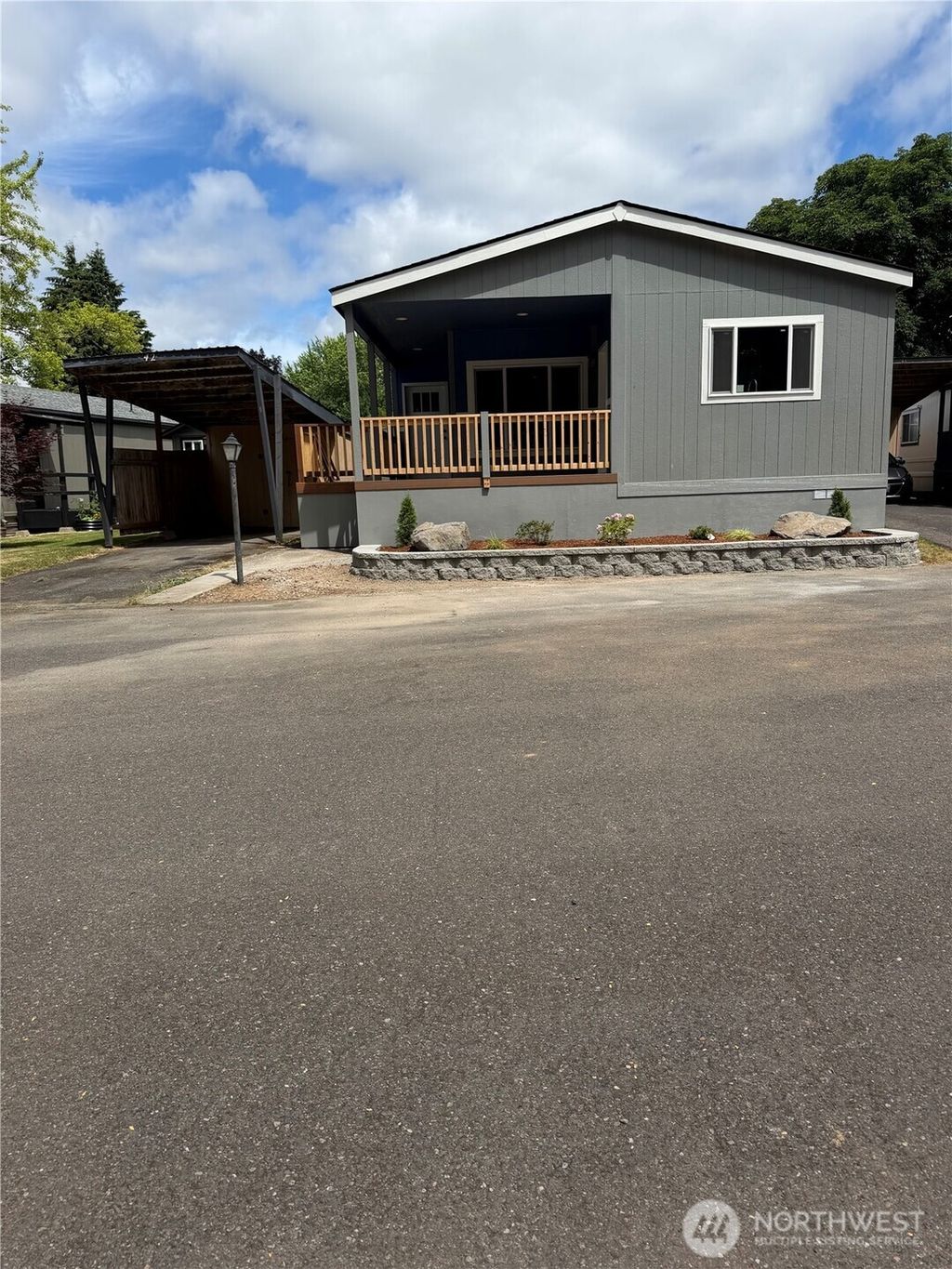 Photo of 21201 NE 58th Street #42, Vancouver, WA 98682 (MLS # 2559773)