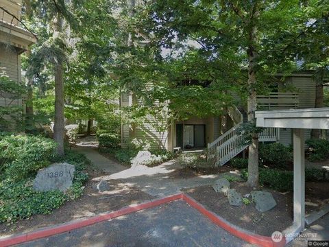 Photo of 1380 Bellevue Way NE #8, Bellevue, WA 98004 (MLS # 2480532)