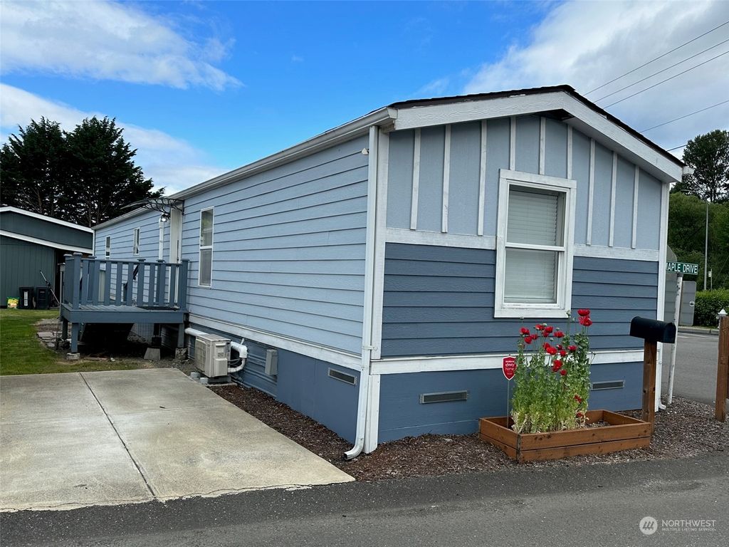 Photo of 15251 Maple Drive, Renton, WA 98058 (MLS # 2252160)