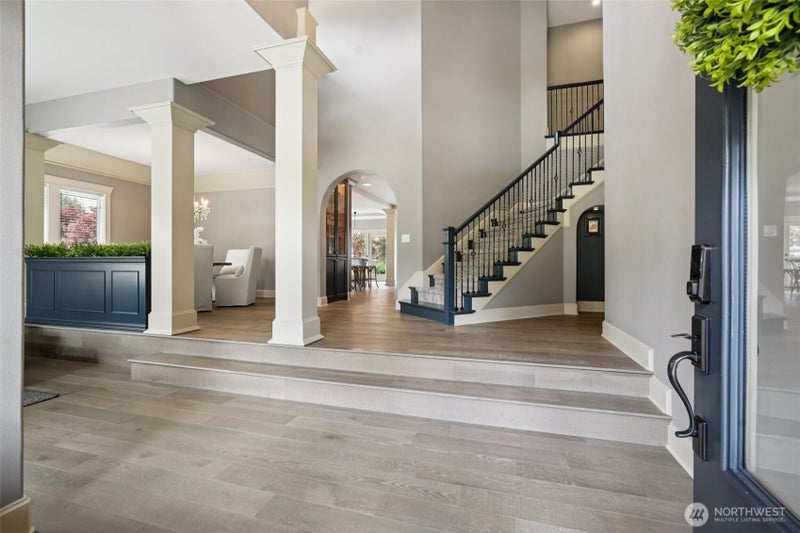 4706 NE 137TH Street NE