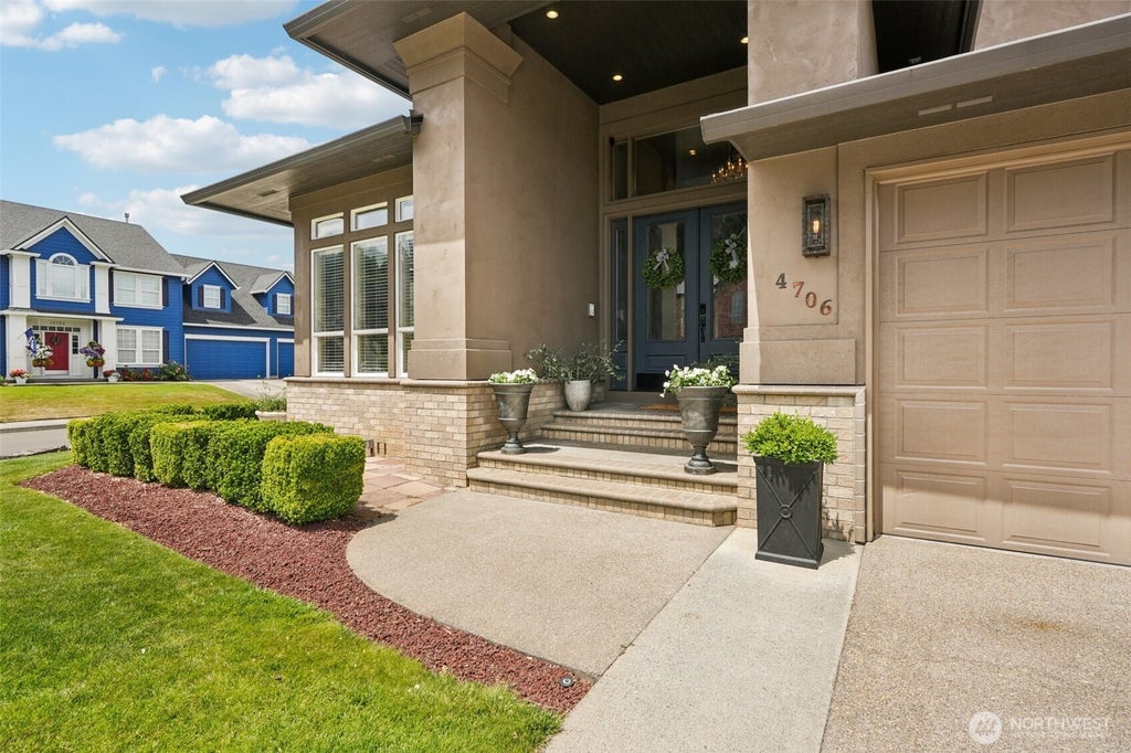 Photo of 4706 NE 137TH Street NE, Vancouver, WA 98686 (MLS # 2584778)
