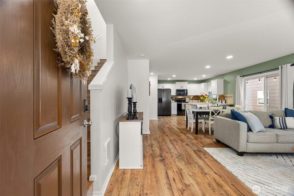 Photo of 3653 London Loop NE, Lacey, WA 98516 (MLS # 2516812)