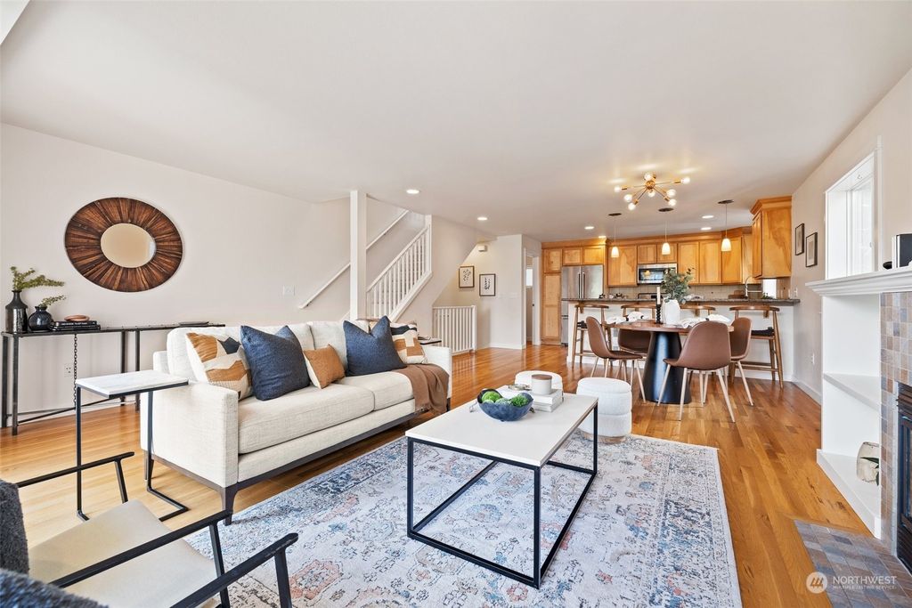 Photo of 4527 A 40th Avenue SW, Seattle, WA 98116 (MLS # 2222927)