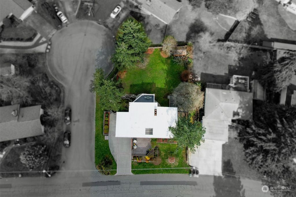 Photo of 15904 Main Street, Bellevue, WA 98008 (MLS # 2208965)