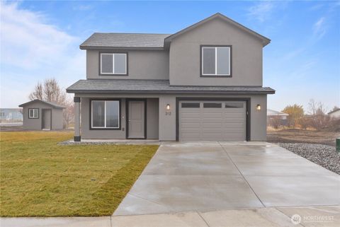 Photo of 208 Rattray Drive, Mattawa, WA 99349 (MLS # 2317008)