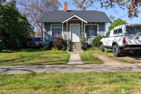 Photo of 254 W Chestnut St, Walla Walla, WA 99362 (MLS # 2509578)