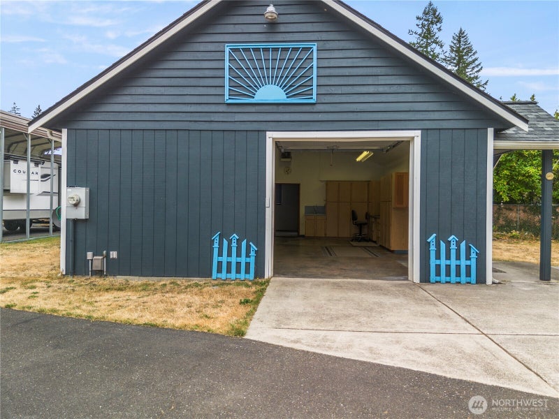 570 E Budd Drive