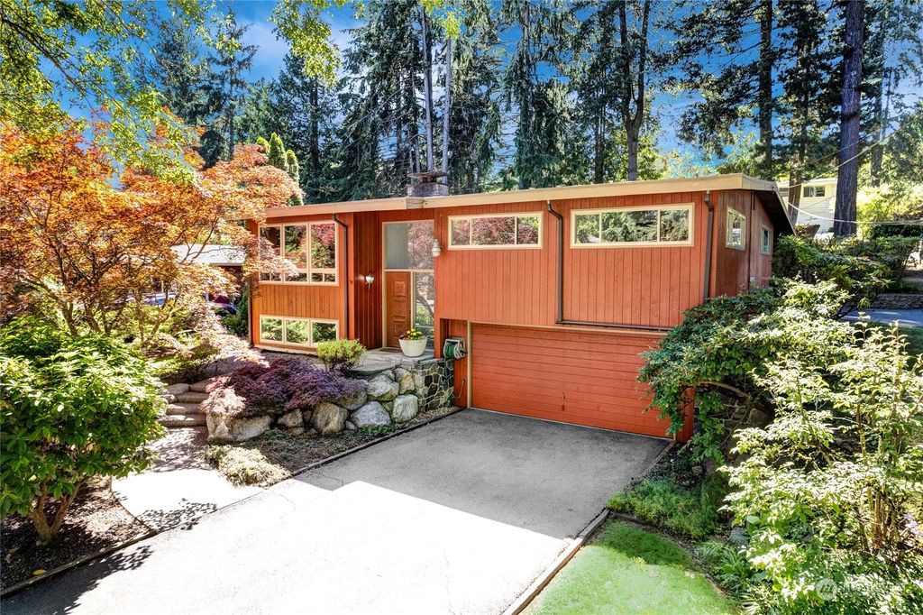 Photo of 14855 Ashworth Avenue N, Shoreline, WA 98133 (MLS # 2257360)