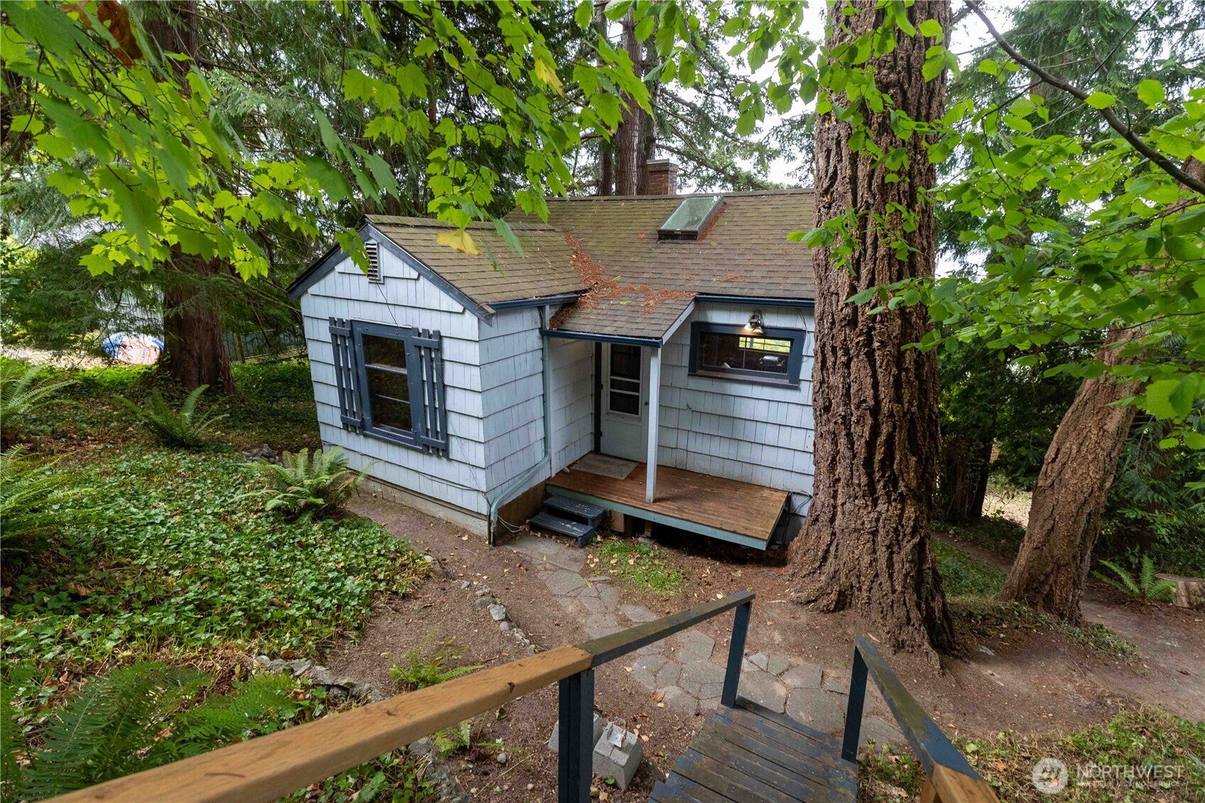 1083 Chuckanut Drive