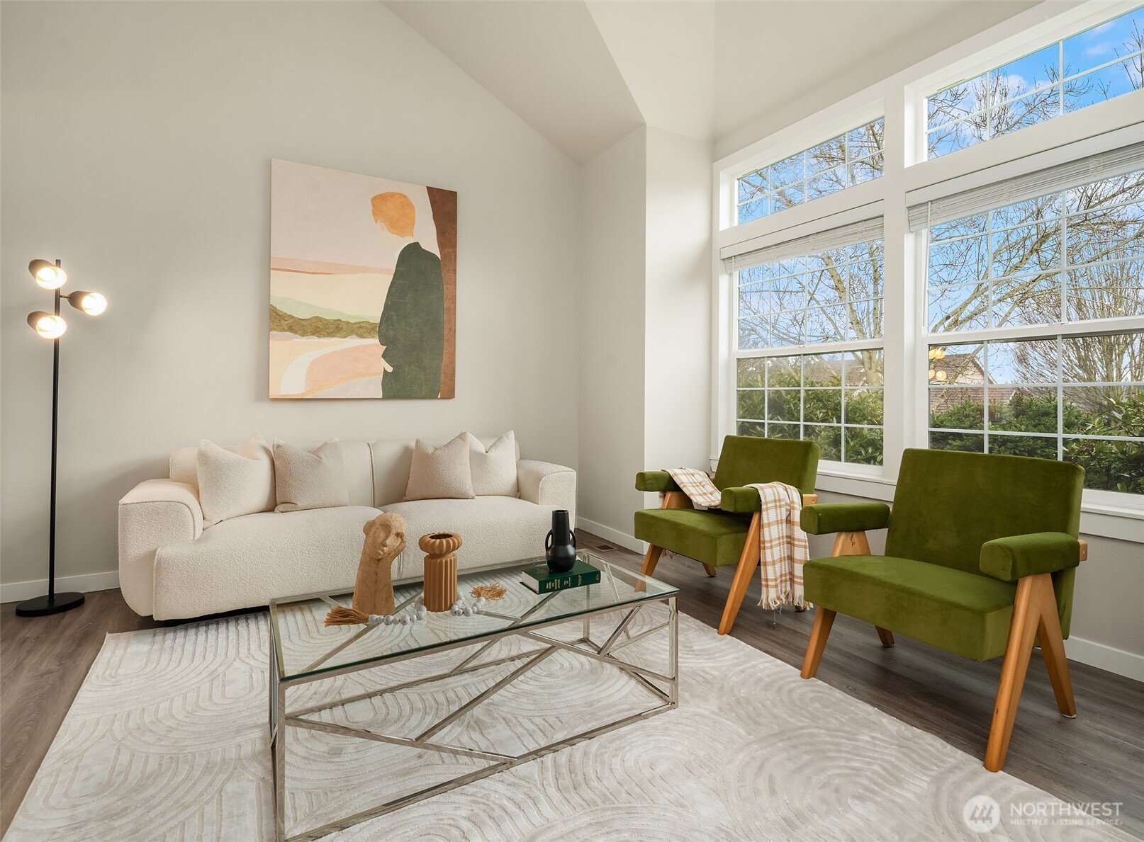 3417 Broadmoor Drive NE