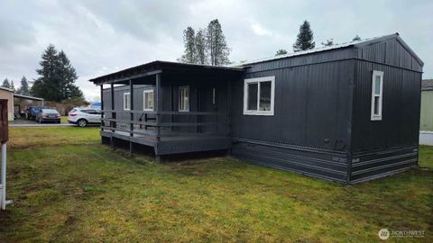 Photo of 316 W 2nd Street #8, Onalaska, WA 98570 (MLS # 2491591)