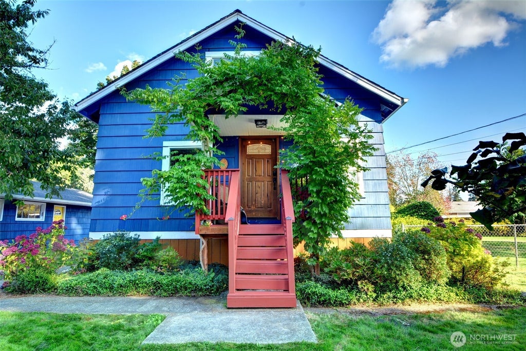 Photo of 12025 44th Drive NE, Marysville, WA 98271 (MLS # 2589563)