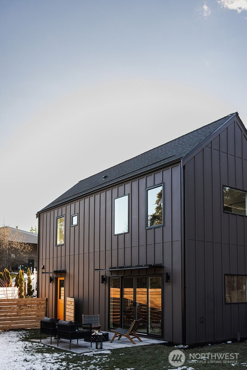 Photo of 13702 3rd Avenue NE #B, Seattle, WA 98125 (MLS # 2329067)