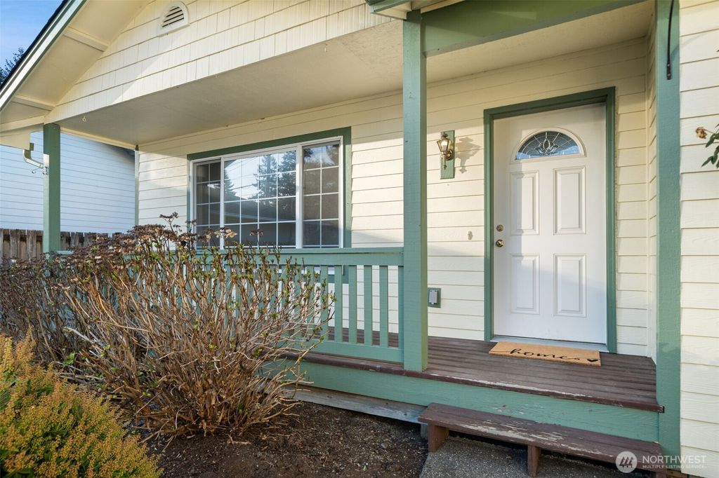 Photo of 1226 W Birch Street, Shelton, WA 98584 (MLS # 2488009)