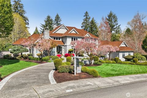 Photo of 406 Windsor Dr SE Dr, Sammamish, WA 98074 (MLS # 2504408)