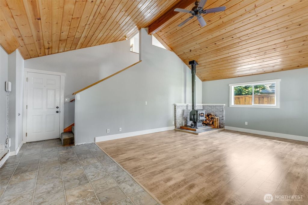 Photo of 603 N 150th Street, Shoreline, WA 98133 (MLS # 2364966)