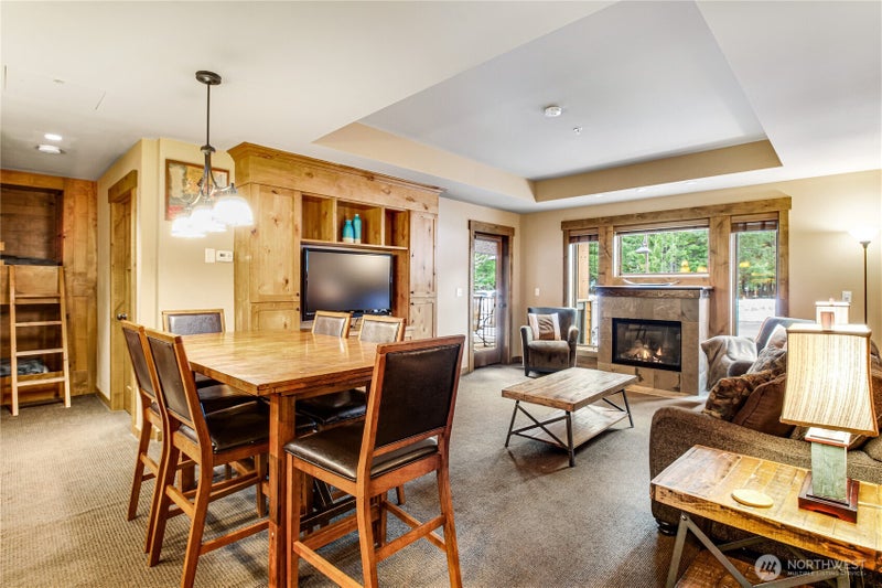 3770 Suncadia Trail 108