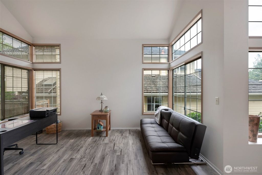 Photo of 707 S 32nd, Renton, WA 98055 (MLS # 2379999)