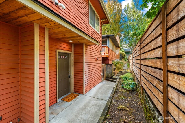 2008 15th Ave South, Seattle