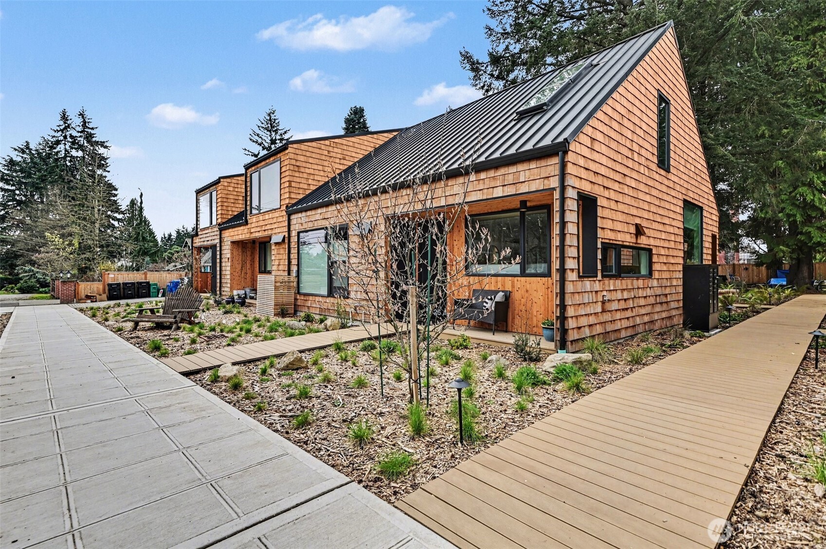 11725 Meridian Avenue N 4