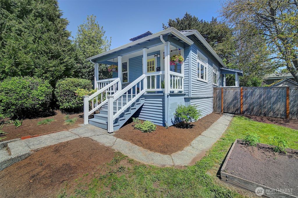 Photo of 6218 6th Avenue NW, Seattle, WA 98107 (MLS # 2367792)