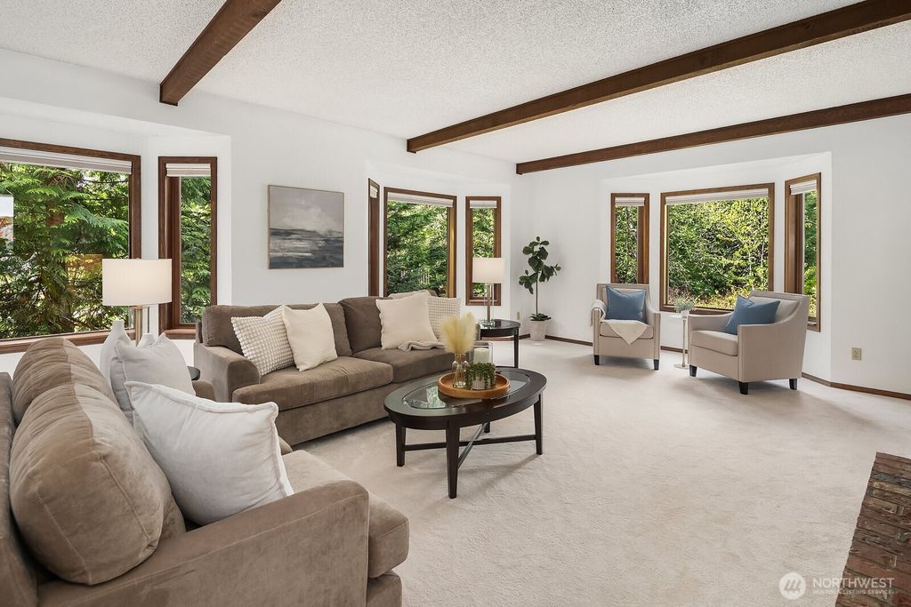 Photo of 1727 223rd Avenue SE, Sammamish, WA 98075 (MLS # 2369587)