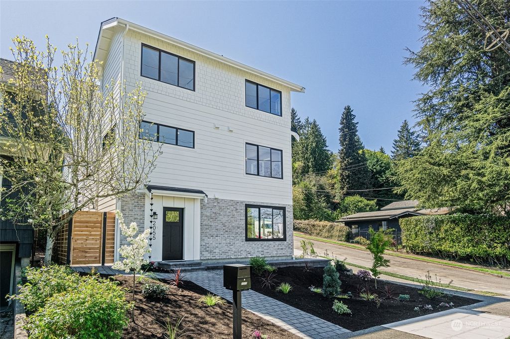 Photo of 2055 Boyer Avenue E, Seattle, WA 98112 (MLS # 2225787)