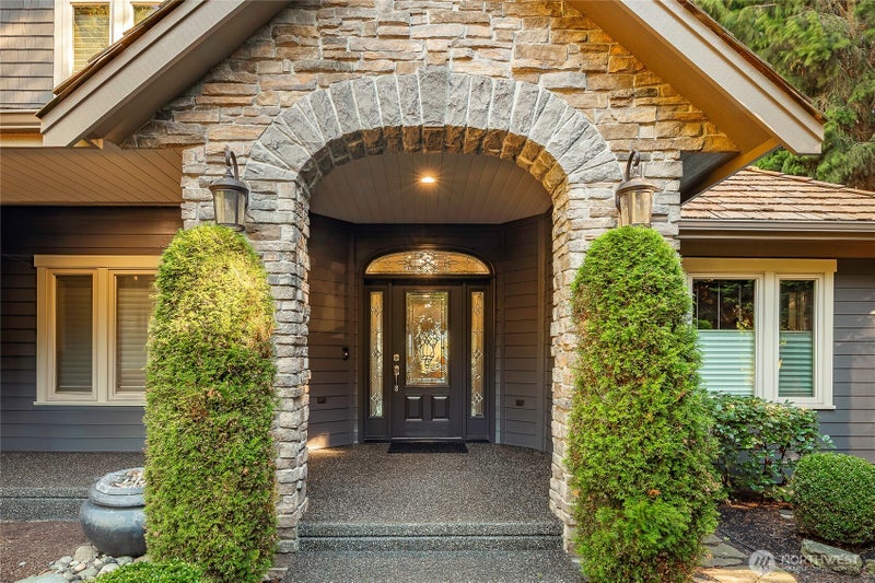 8660 Great Horned Owl Lane