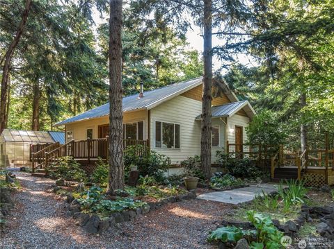 Photo of 2800 20th Street, Port Townsend, WA 98368 (MLS # 2506665)