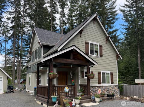 Photo of 103 Mountain View Lane S, Packwood, WA 98361 (MLS # 2502715)
