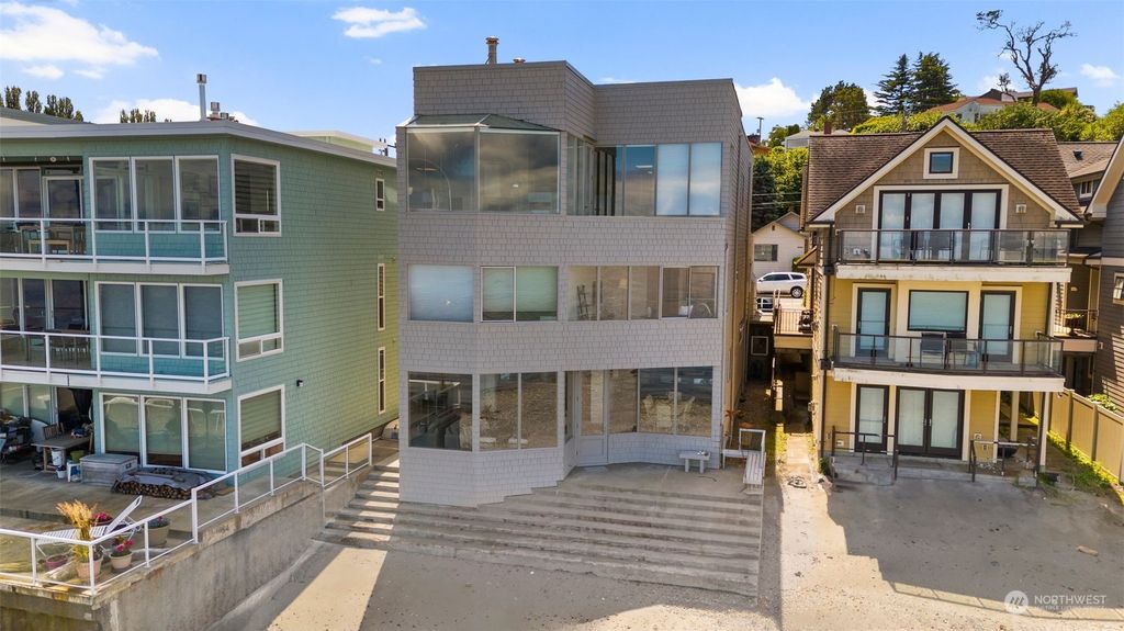 Photo of 3089 Alki Avenue SW #1, Seattle, WA 98116 (MLS # 2257568)