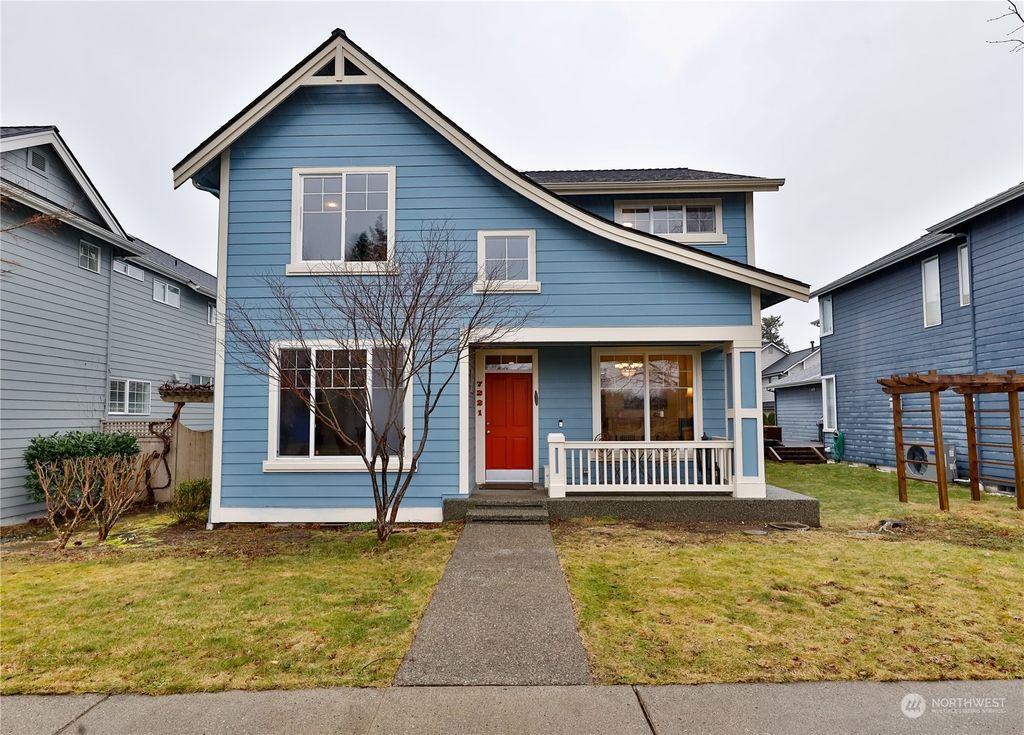 Photo of 7221 Thompson Avenue SE, Snoqualmie, WA 98065 (MLS # 2195620)