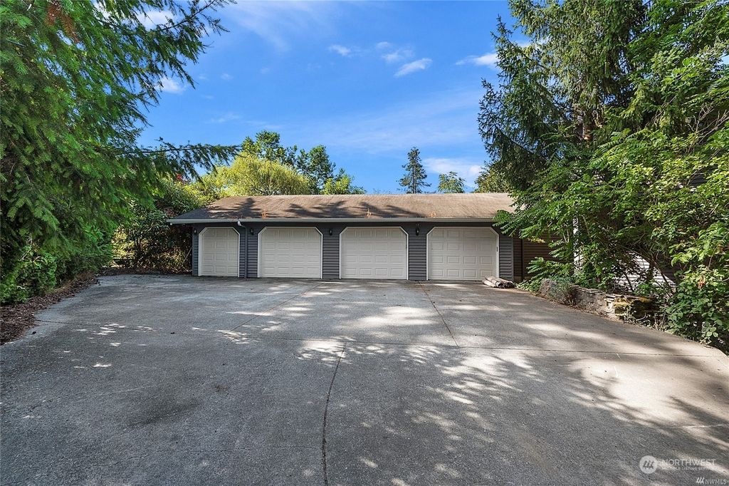 Photo of 413 Merritt Avenue NE, North Bend, WA 98045 (MLS # 2013577)