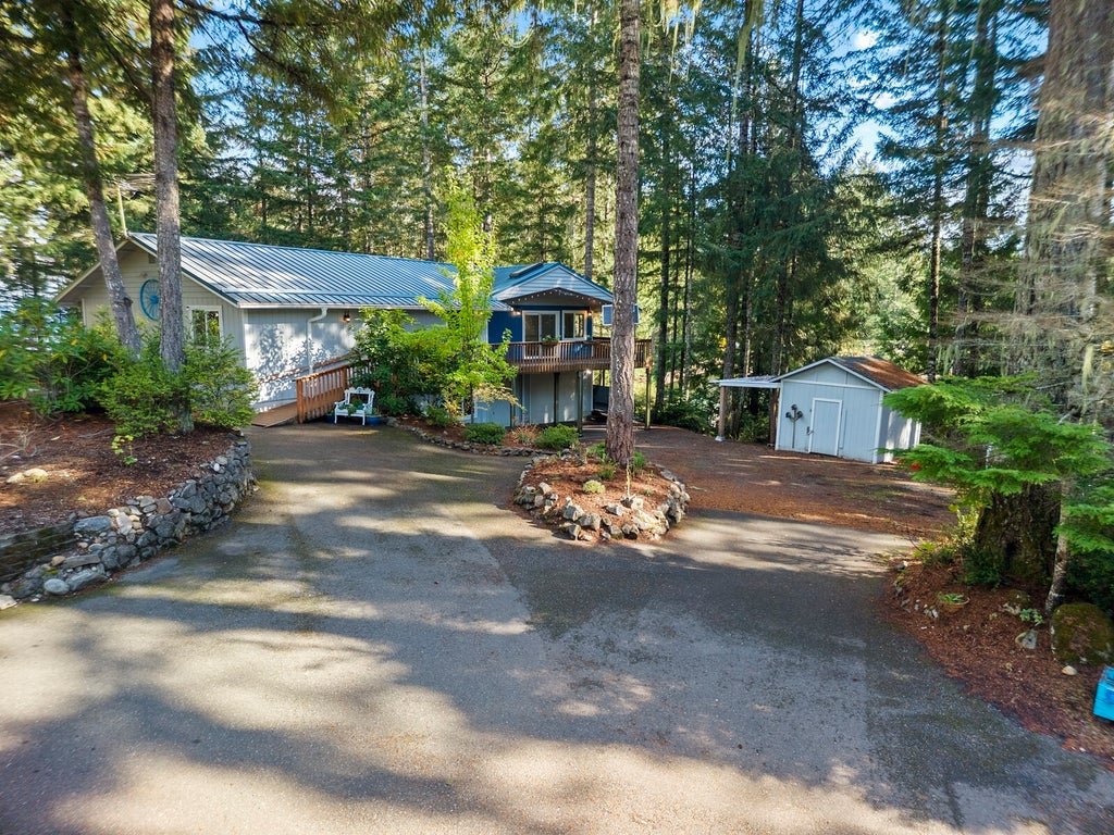 Photo of 550 N Lake Surf Drive, Lilliwaup, WA 98555 (MLS # 2596287)