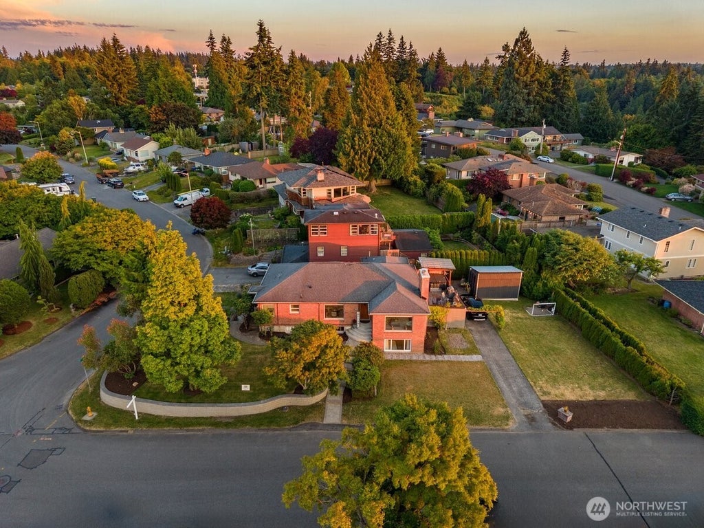 Photo of 422 Crown Drive, Everett, WA 98203 (MLS # 2544301)