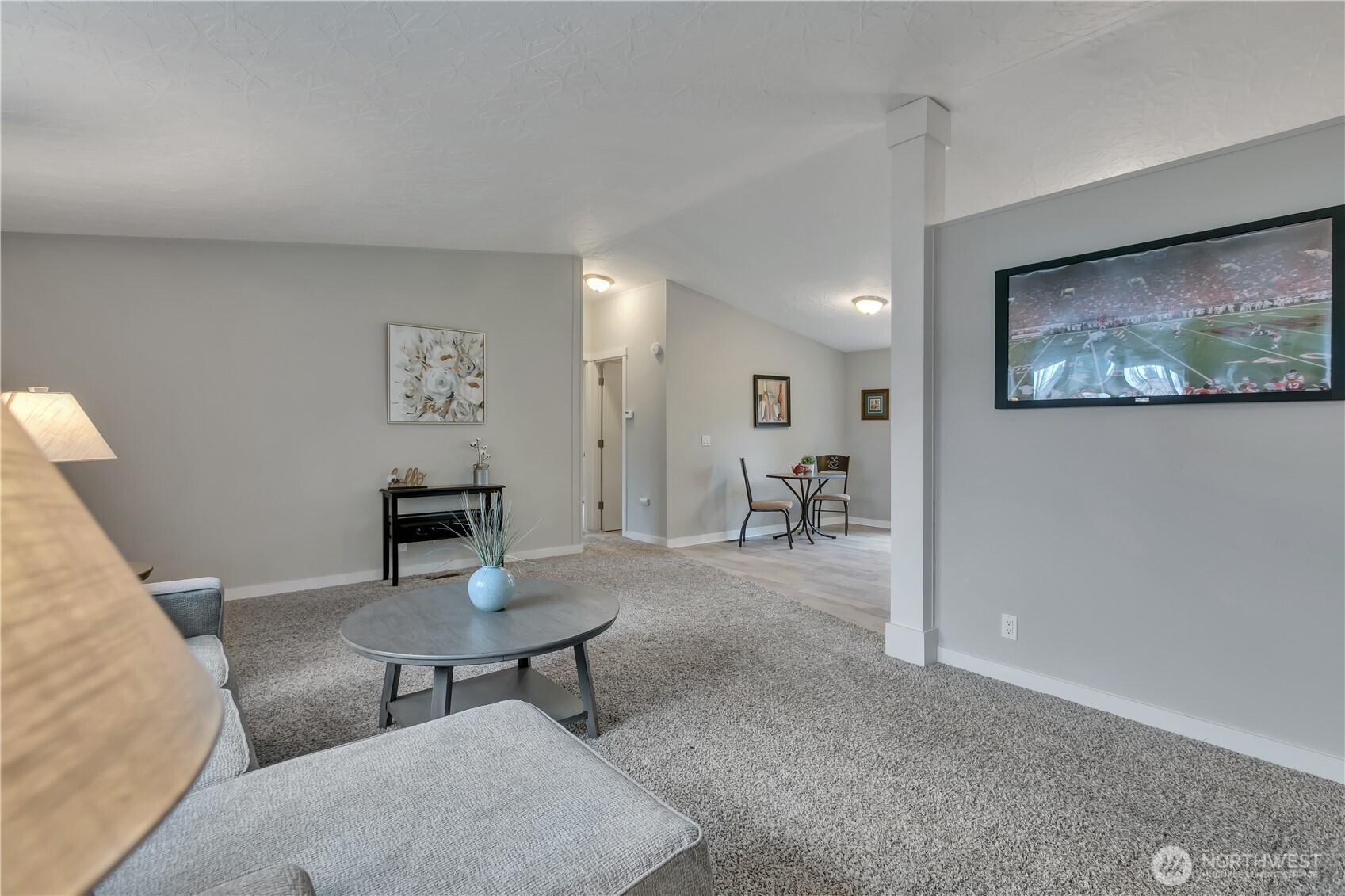 12818 Prairie Ridge Drive E