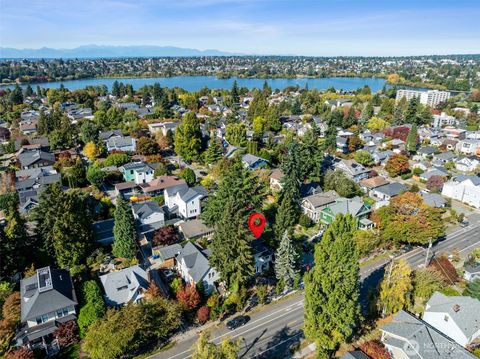 Photo of 6119 Latona Avenue NE, Seattle, WA 98115 (MLS # 2443961)