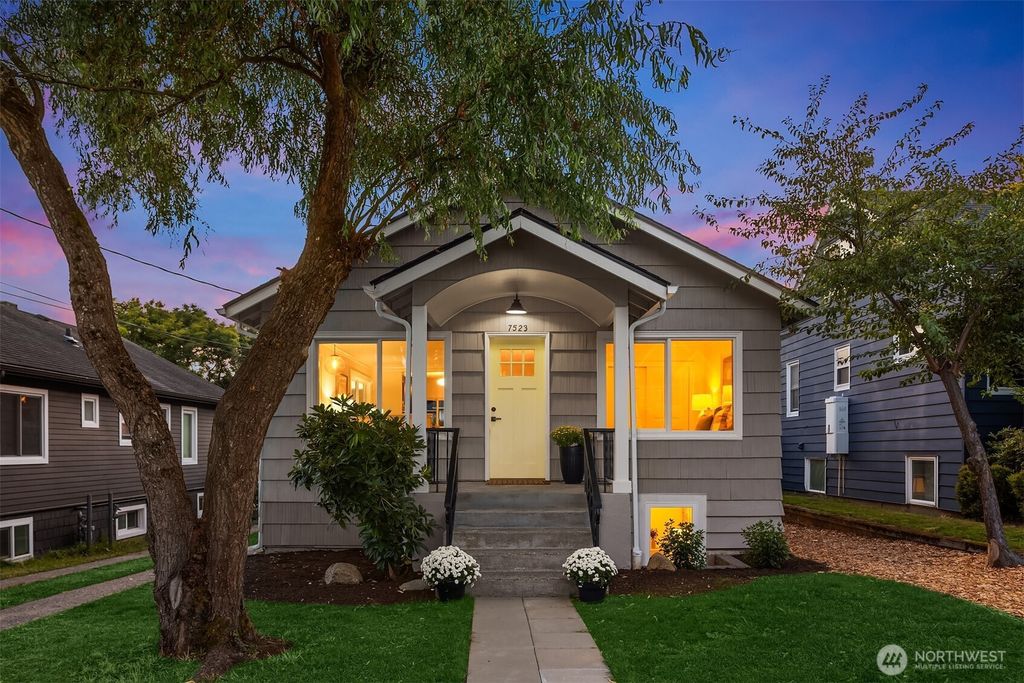 Photo of 7523 12th Avenue NW, Seattle, WA 98117 (MLS # 2433030)