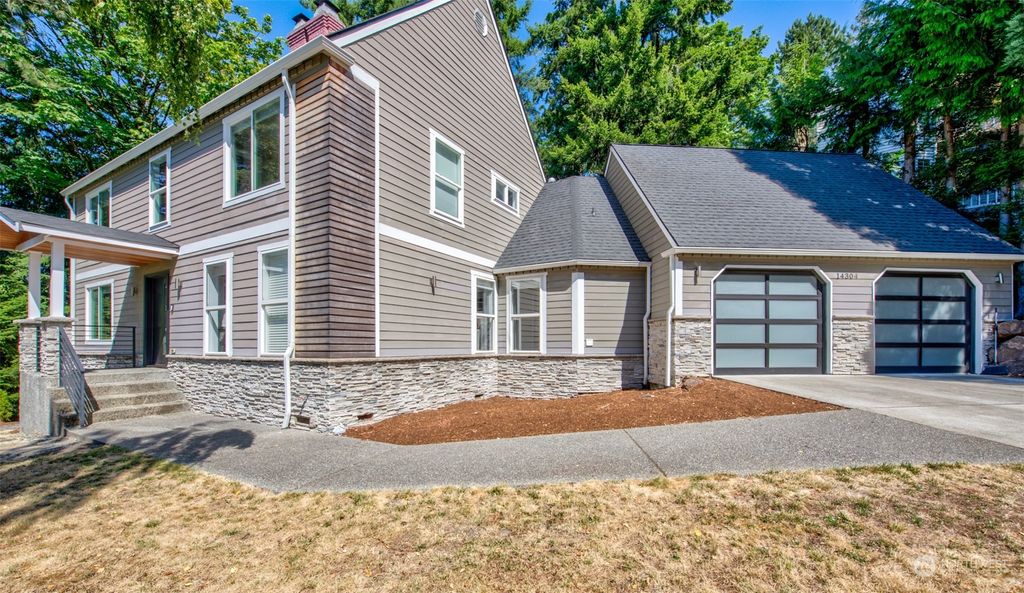 Photo of 14304 SE 61st Street, Bellevue, WA 98006 (MLS # 2145111)