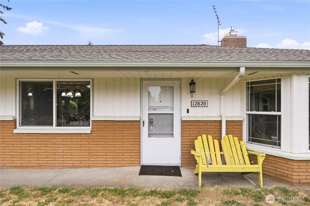 Photo of 12820 SE 172nd Street, Renton, WA 98058 (MLS # 2562678)