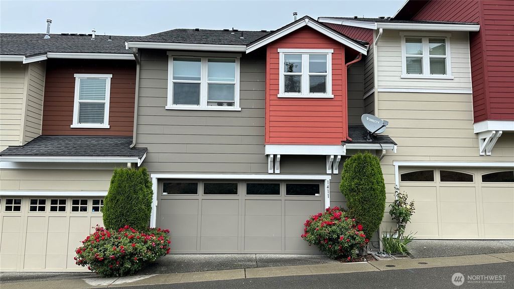 Photo of 1411 NE Hickory Lane, Issaquah, WA 98029 (MLS # 2421959)