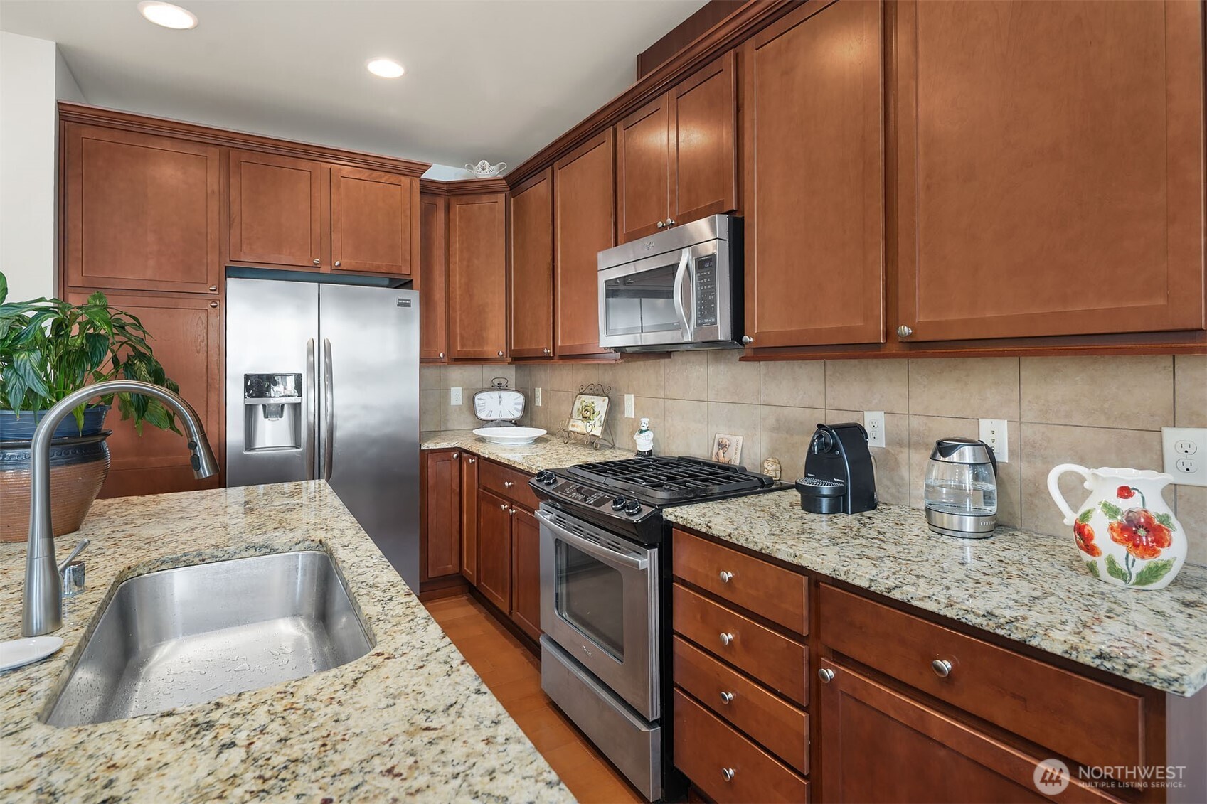 1411 NE Hickory Lane