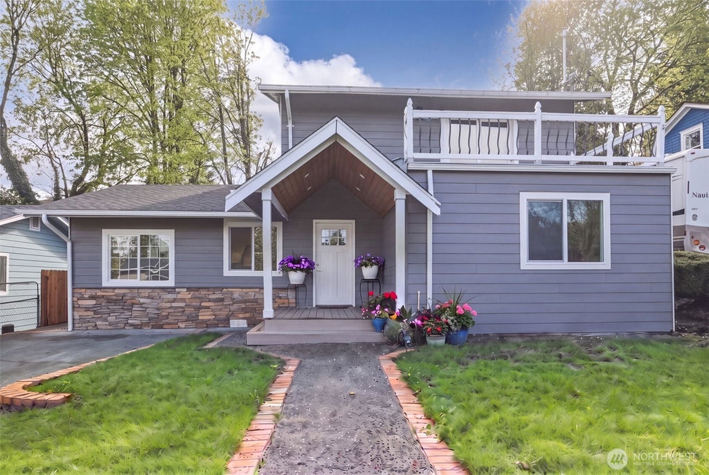 Photo of 9812 59th Avenue S, Seattle, WA 98118 (MLS # 2582610)