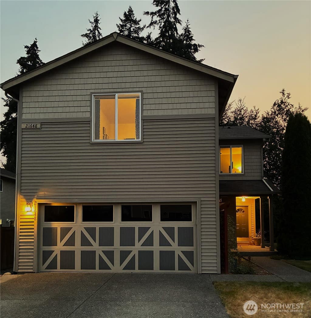 Photo of 21648 SE 297th Terrace, Kent, WA 98042 (MLS # 2529590)