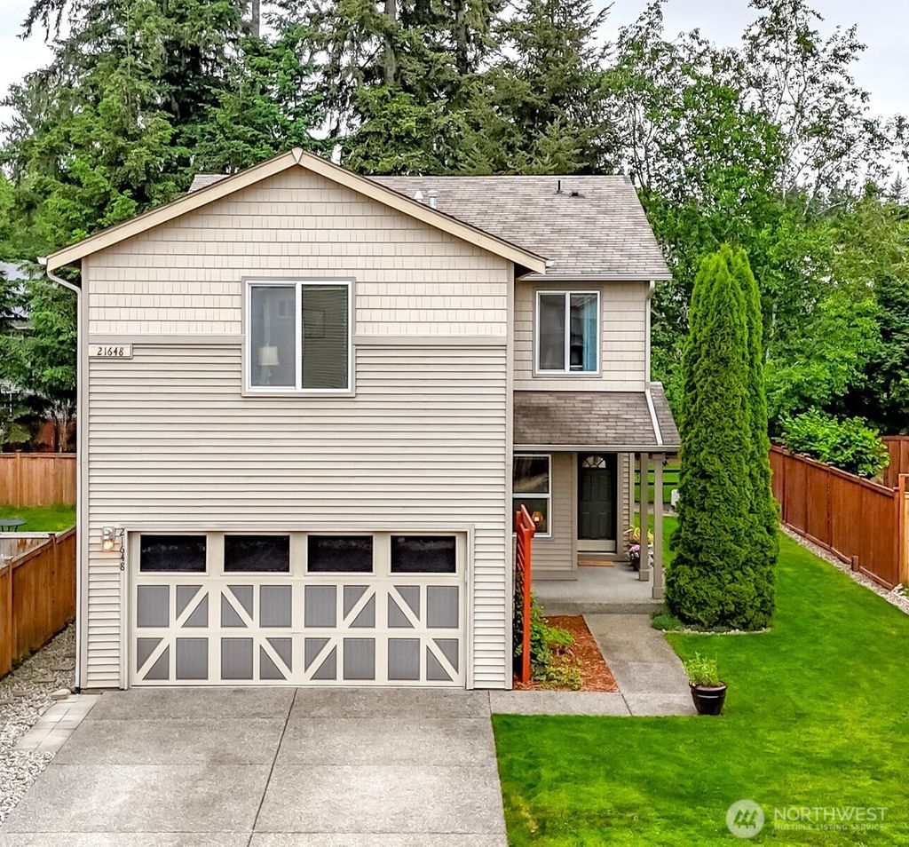Photo of 21648 SE 297th Terrace, Kent, WA 98042 (MLS # 2529590)