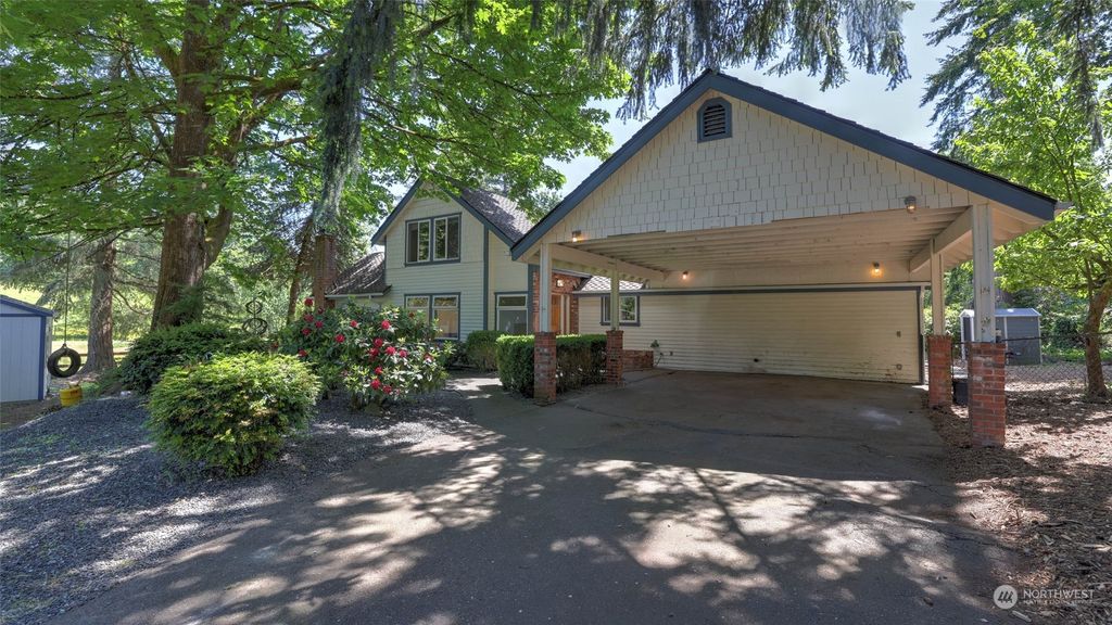 Photo of 12918 172nd Avenue SE, Renton, WA 98059 (MLS # 2076670)