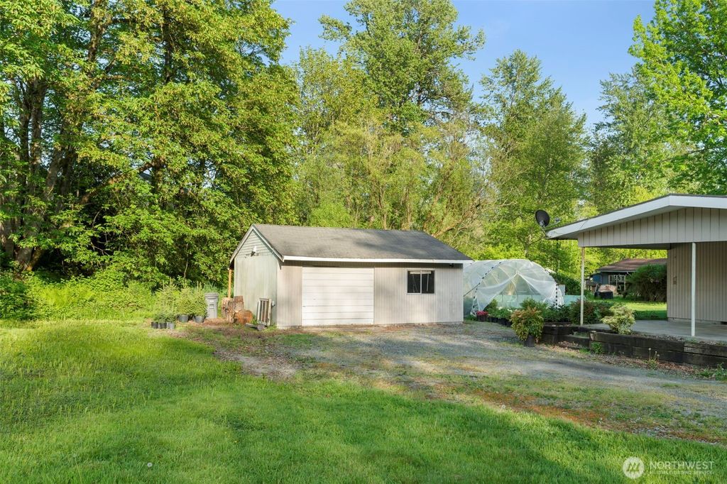 Photo of 924 1st Street, Sultan, WA 98294 (MLS # 2517696)