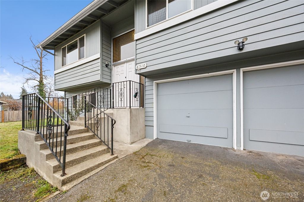 Photo of 6510 102nd Street E, Puyallup, WA 98373 (MLS # 2473388)